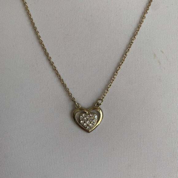 3 Piece Set Heart necklace set - Picture 3 of 4